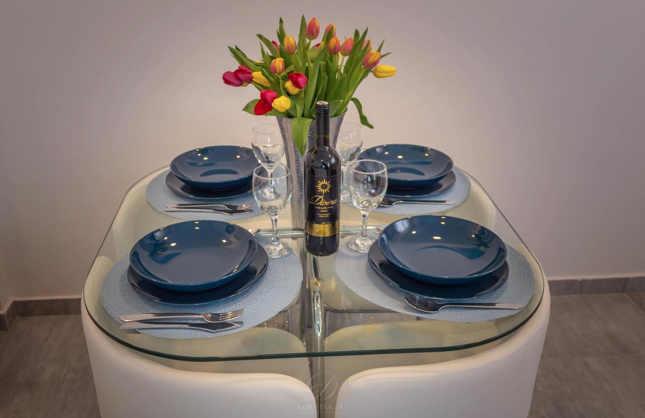 Sun Studio Apartments Трогир Экстерьер фото