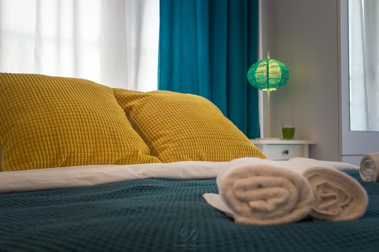 Sun Studio Apartments Трогир Экстерьер фото