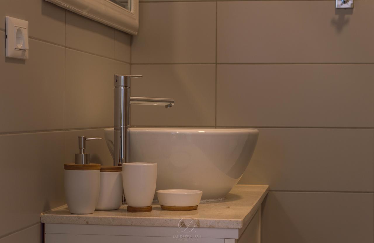 Sun Studio Apartments Трогир Экстерьер фото